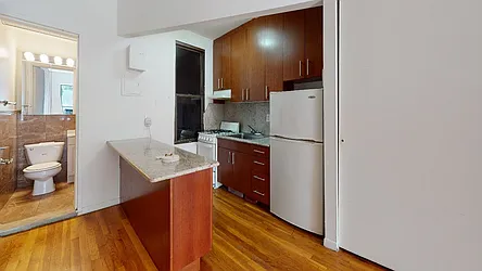 Rented by Bond New York