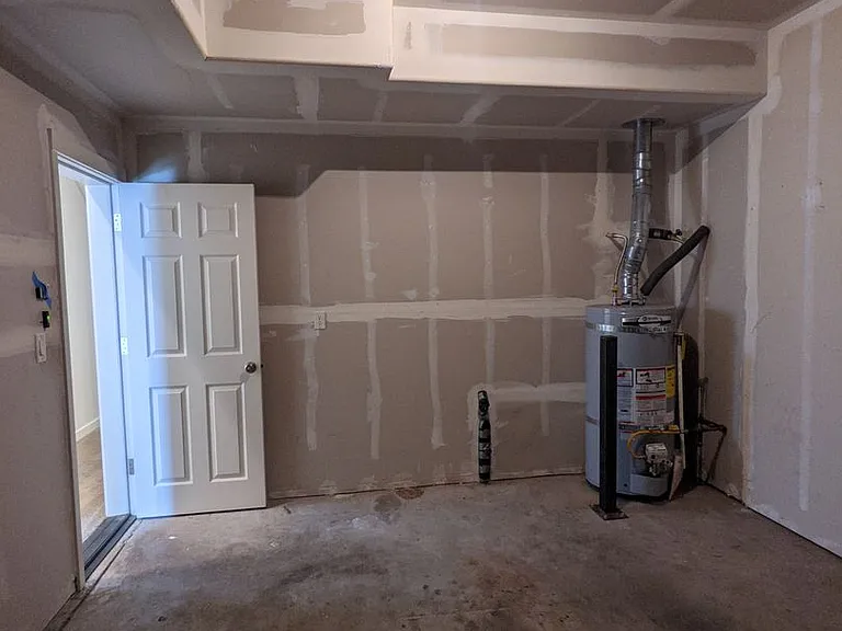 Halsey East Townhomes — Photo 135