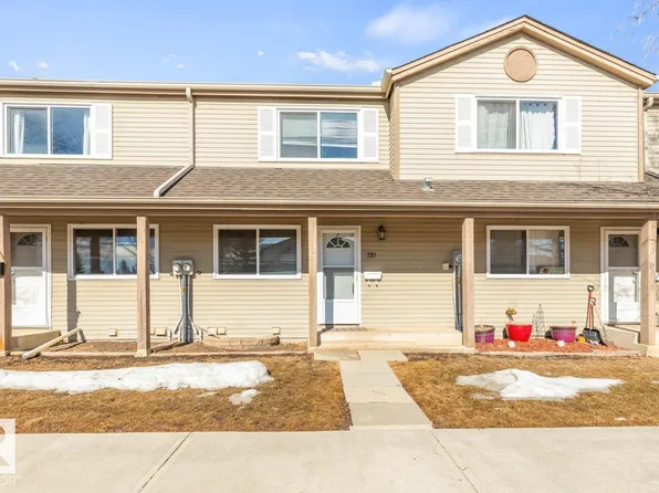 721 Village Dr, Strathcona County, AB T8A 4H9