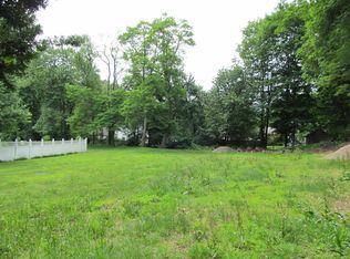 407 Newtown Ave, Norwalk, CT 06851