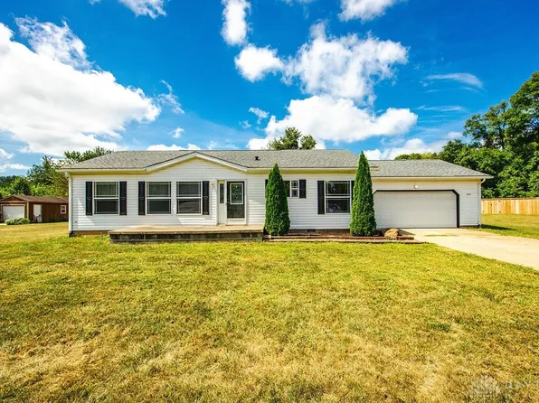 6711 Neanover Rd, Somerville, OH 45064