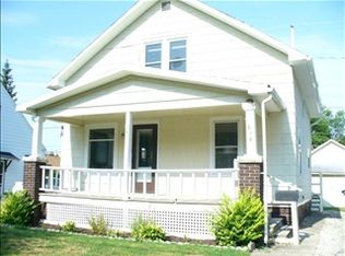 215 S Lakeview Ave, Sturgis, MI 49091