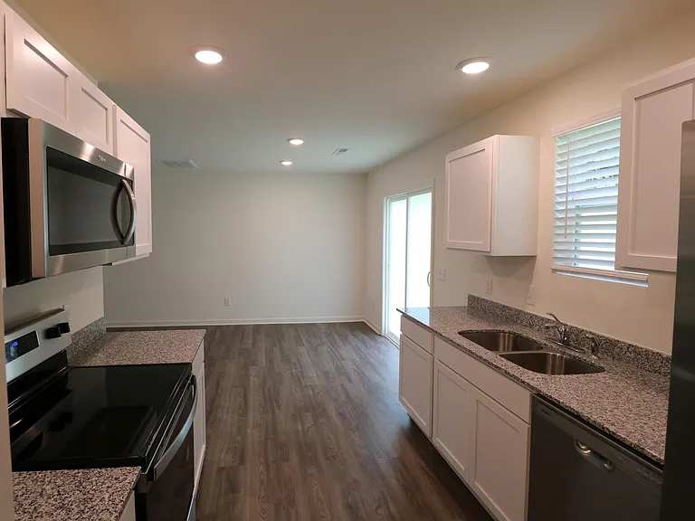 130 Ariel Ct — Photo 6
