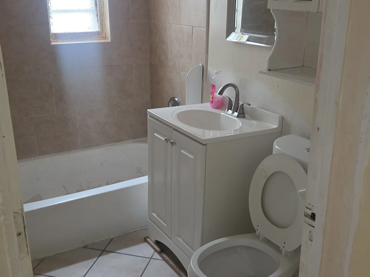 2 bed, $1,750 — Photo 4