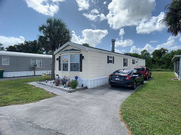 3rd image of 2108 Mobiland Dr