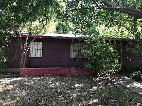 3rd image of 505 S Park Dr