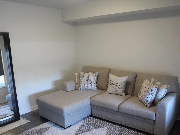 1322 N Hancock St — Photo 13