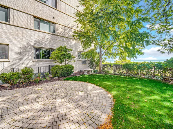 1050 W Columbia Ave APT 3F, Chicago, IL 60626