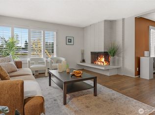 5915 Highway Pl APT 403, Everett, WA 98203