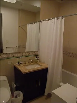 Rented by Space Marketing Shop | media 9