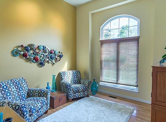 5th image of 3003 Lakeview Park Dr