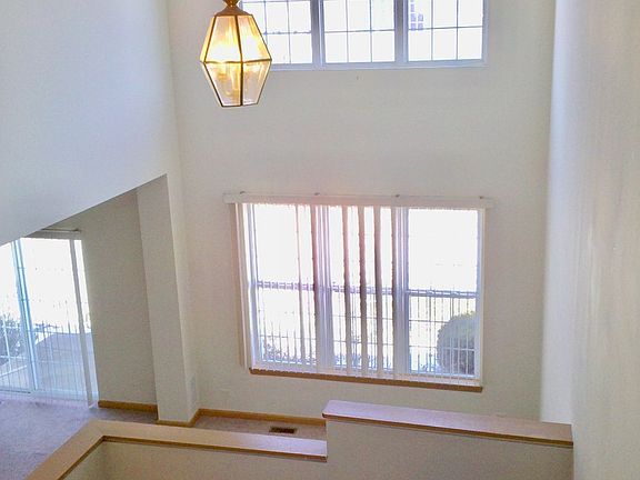 3rd image of 783 Dillon Ct