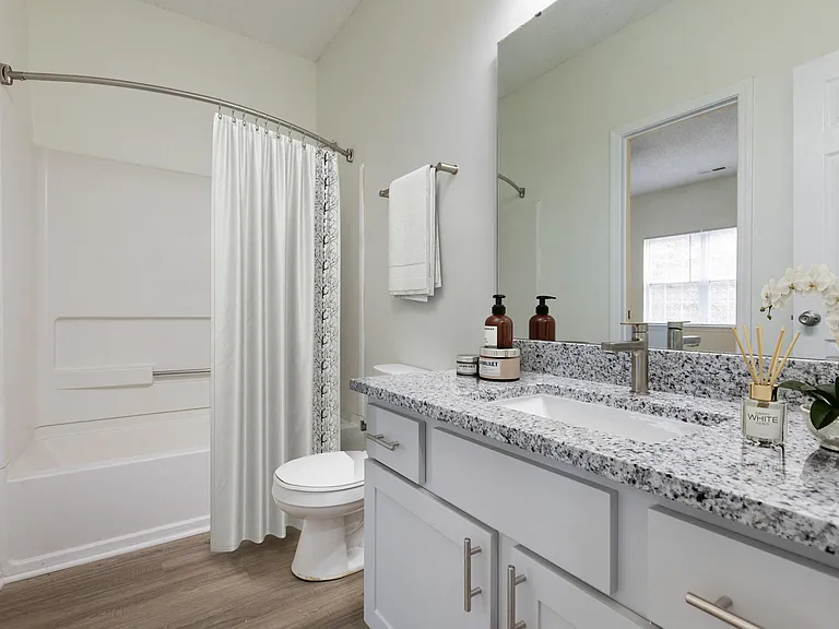 Trellis Pointe — Photo 12