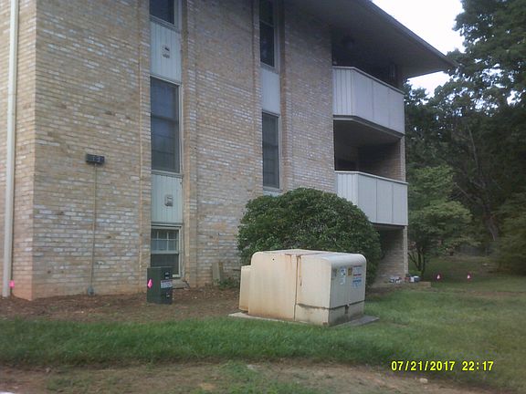 2nd image of 5260 Crossbow Cir Unit 13D