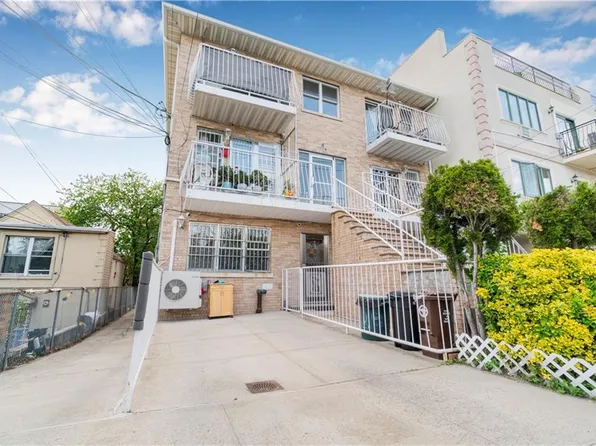 2546 Stillwell Avenue image 1 of 11