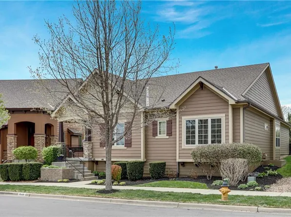 8528 Cardinal St, Lenexa, KS 66219