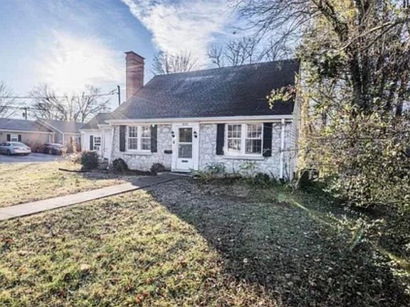 2nd image of 1612 Ogden Ave