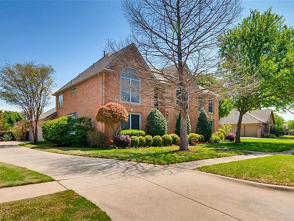 2nd image of 107 Waterford Dr
