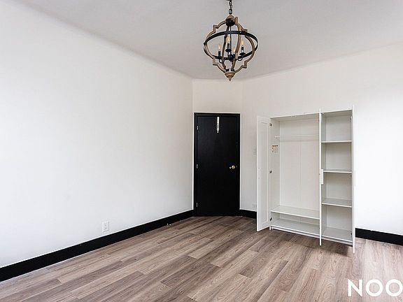 4th image of 299 Chauncey St APT 2A