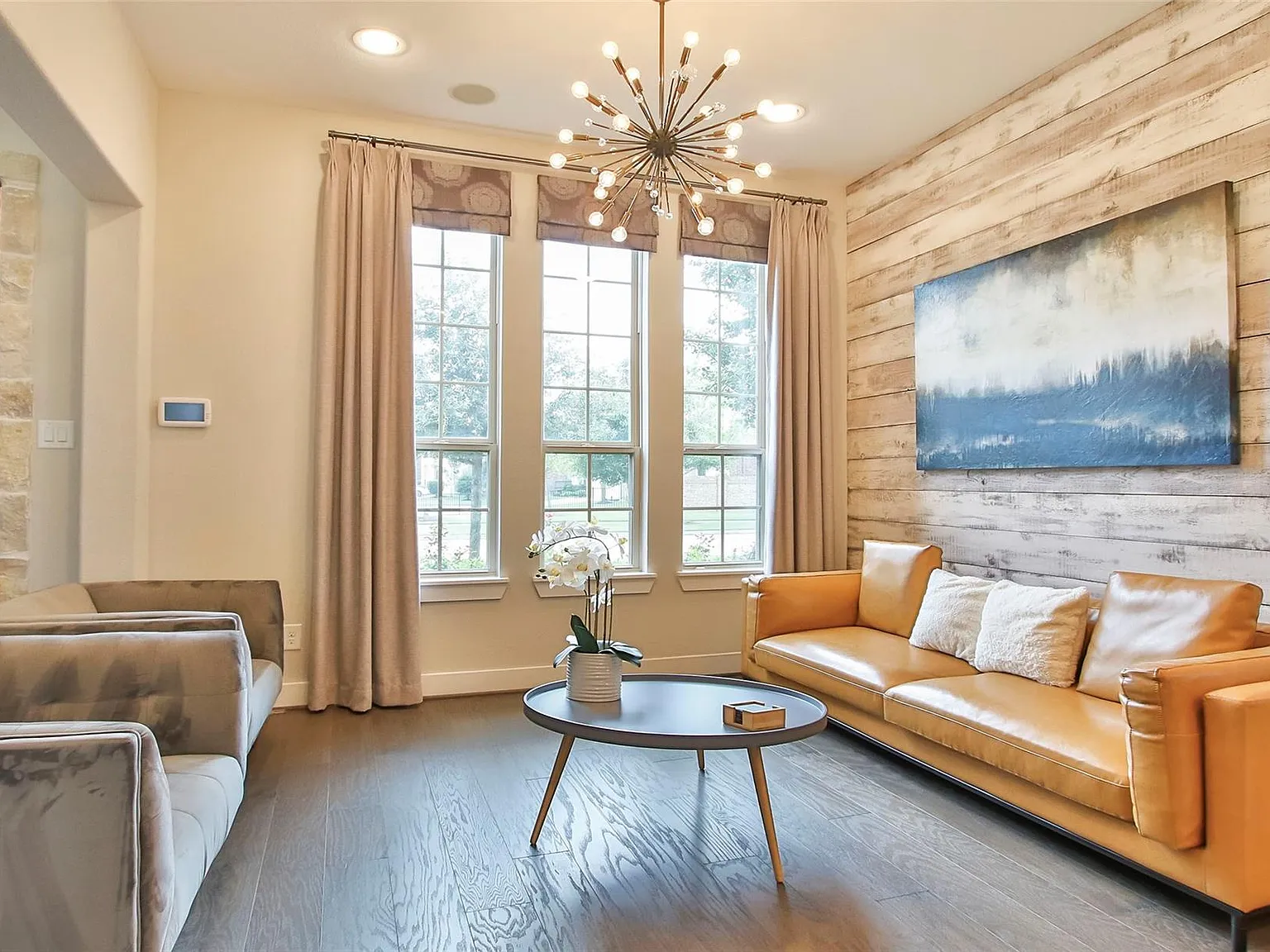 4 bed, 3.5 bath, 3506 sqft, $3,950 — Photo 4