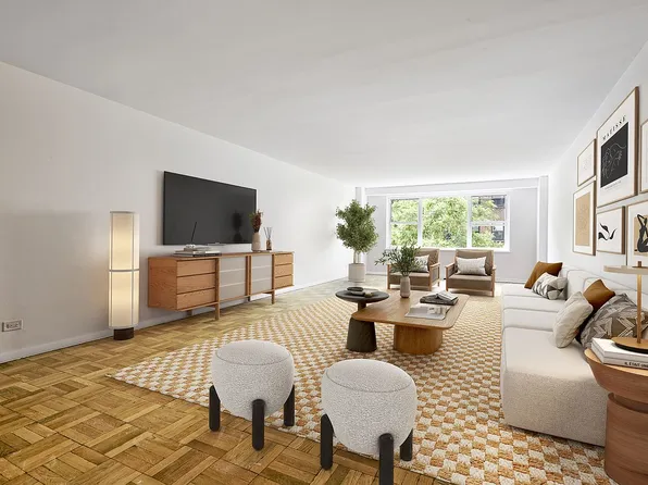 135 E 83rd St APT 4A, New York, NY 10028