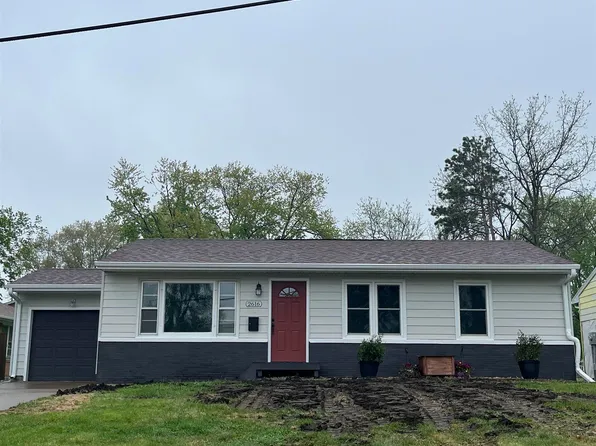2616 Subilbe Ave, Burlington, IA 52601