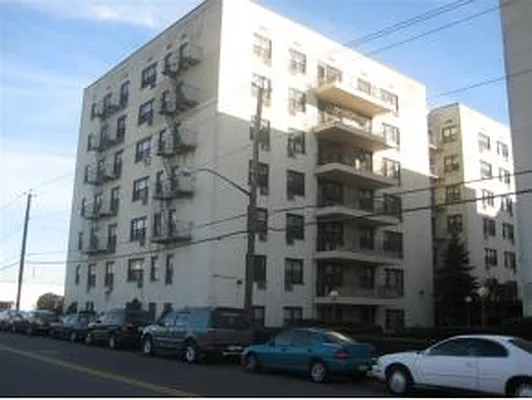 Sold by Citi Star Realty | media 2