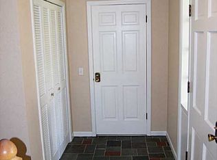 6008 Jeffrey Ln, Sylvania, OH 43560