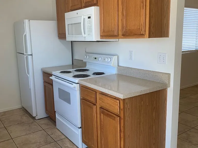 9115 E Esperanza Dr — Photo 9