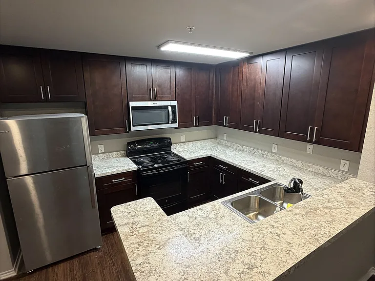 6108 Abrams Rd #517 — Photo 3