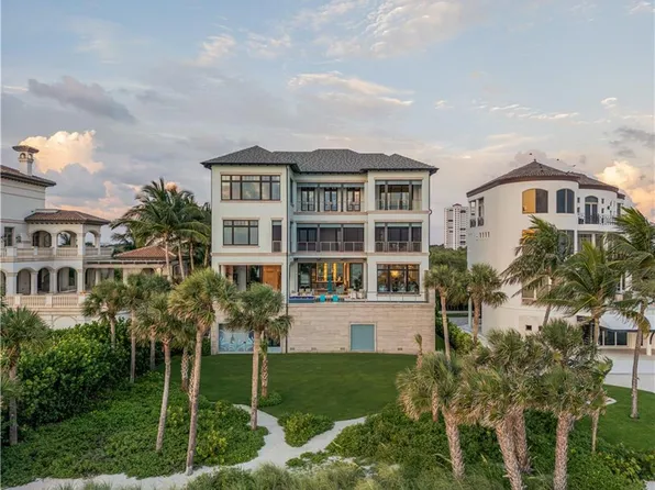 7409 Bay Colony DR, NAPLES, FL 34108