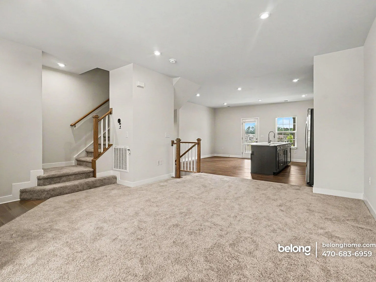 3 bed, 2.5 bath, 2074 sqft, $2,195 — Photo 4