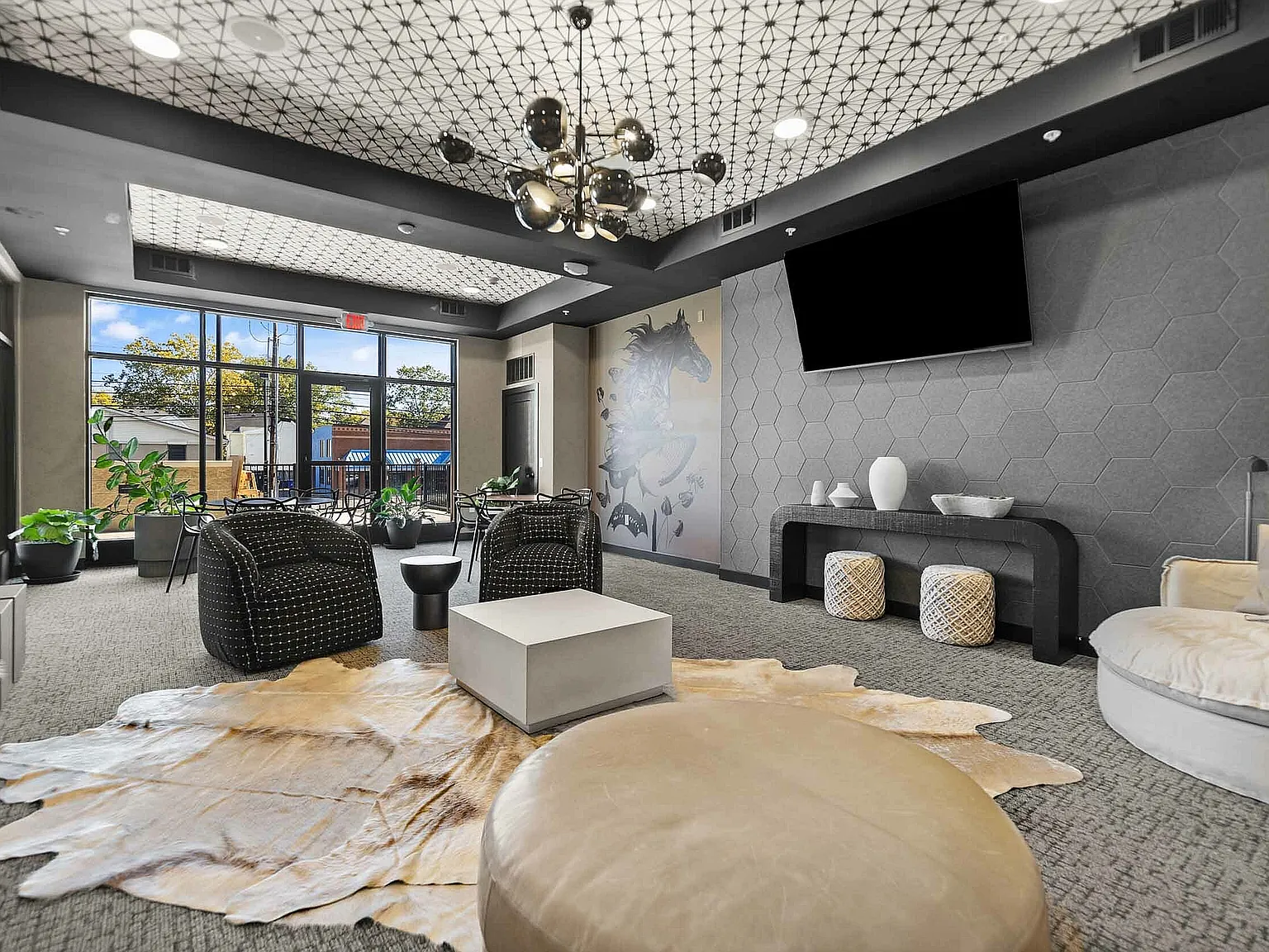 Gateway Lofts Lexington — Photo 1