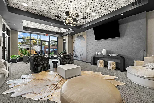 Gateway Lofts Lexington Photo 1