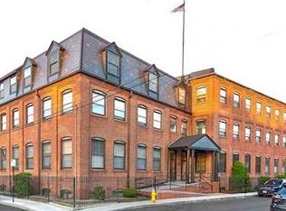 10 Weston Ave APT 205, Quincy, MA 02170