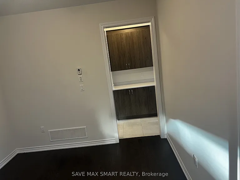 211 Terry Fox Dr — Photo 7