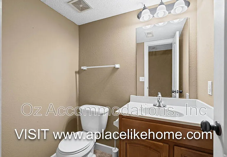 805 SW Imperial Ln — Photo 7