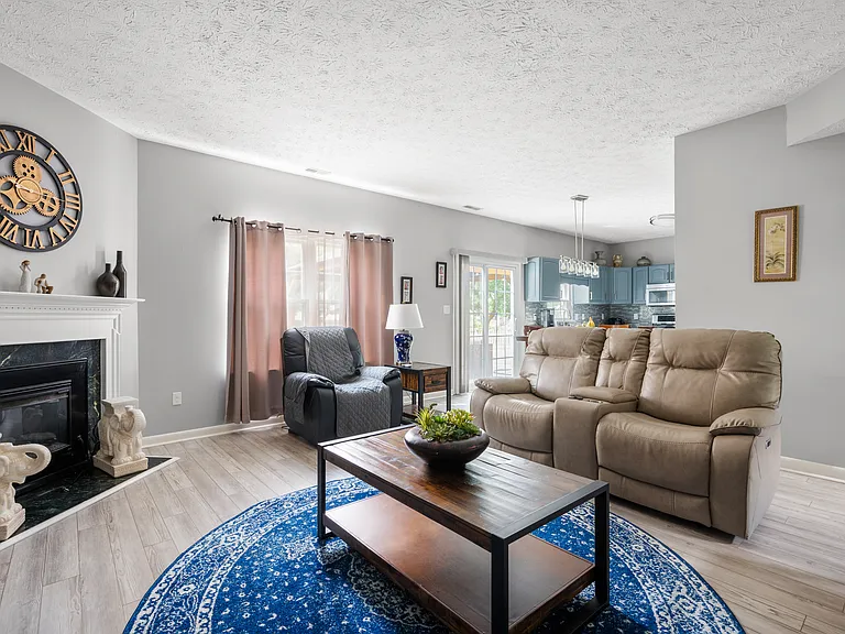 10007 Palmaire Pl — Photo 8