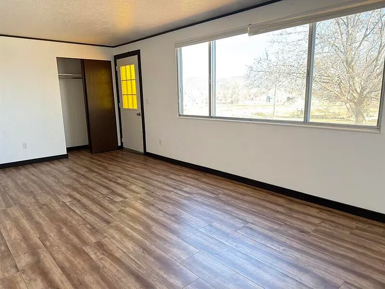 25686 N 9100 W #25686 N 9100 W — Photo 2