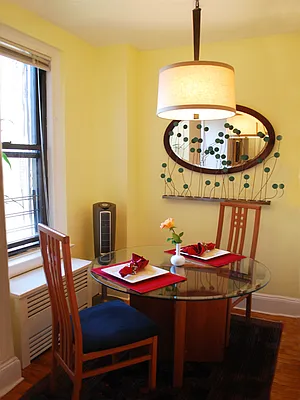 Sold by Sotheby's International Realty | media 9