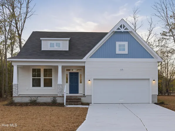 218 Chateau Drive, New Bern, NC 28560