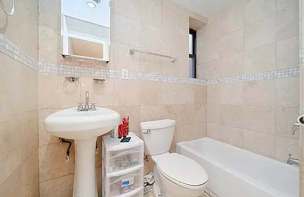 Rented by Living New York | media 12