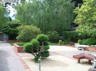 7100 Hemlock St, Oakland, CA 94611