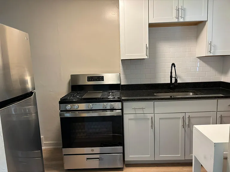 635 Bigelow St — Photo 6