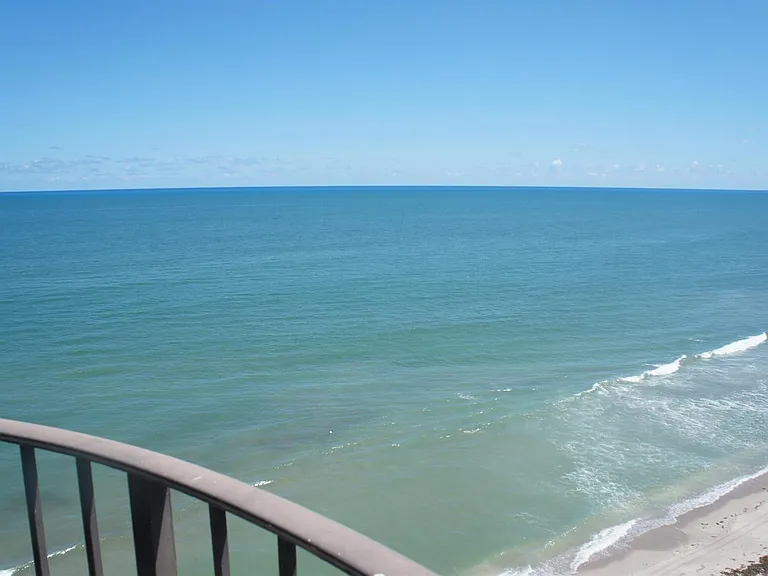 5420 N Ocean Dr #1705 — Photo 21