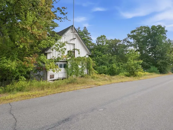 40 Eaton Avenue, Meredith, NH 03253