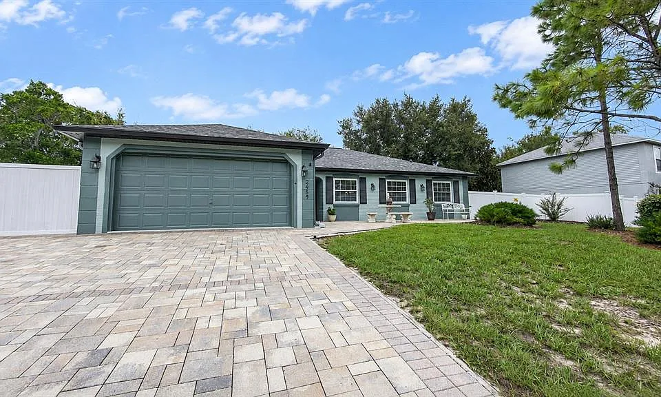 2469 Lackland Ave