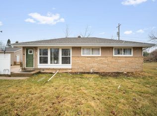 601 Edgewood AVENUE, South Milwaukee, WI 53172