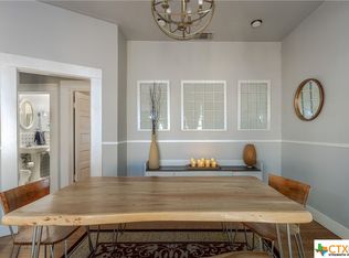 900 E 55th 1/2 St, Austin, TX 78751