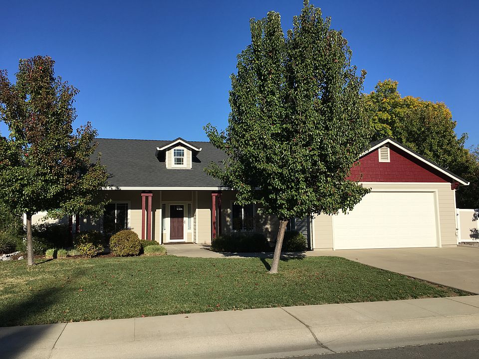 2nd image of 2988 Nicolet Ln